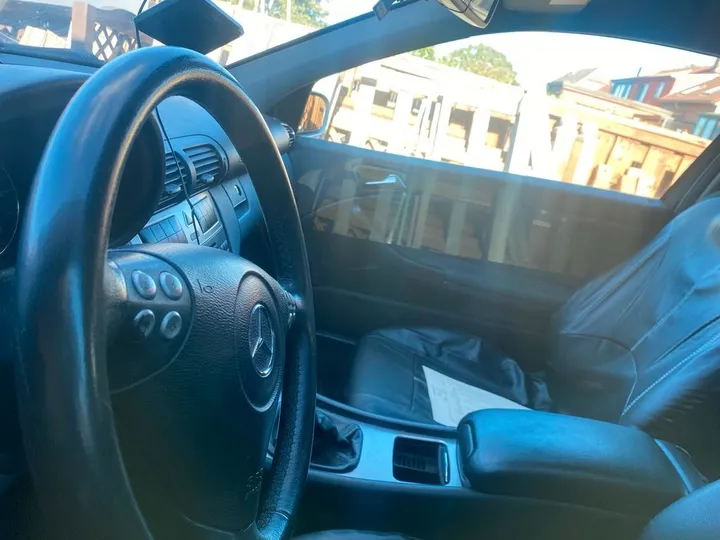 Mercedes-Benz C 200