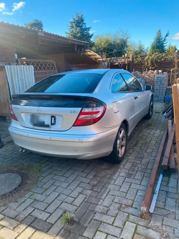 Mercedes-Benz C 200