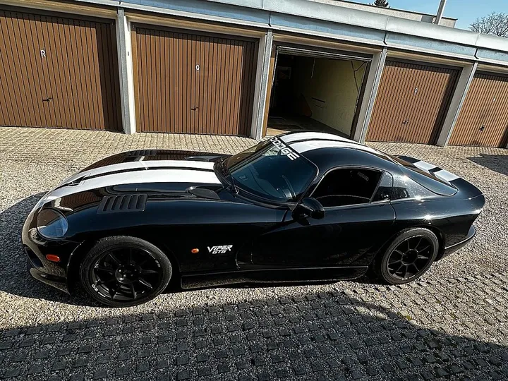 Dodge Viper