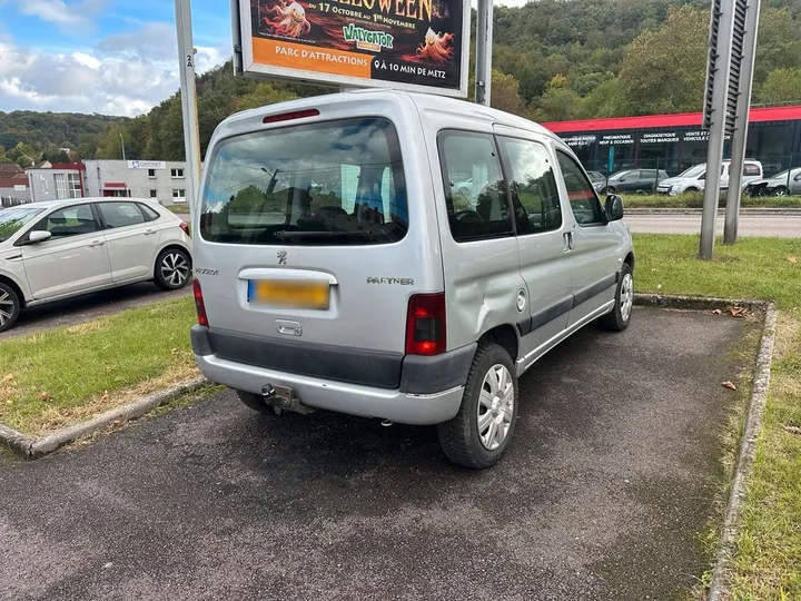 Peugeot Partner