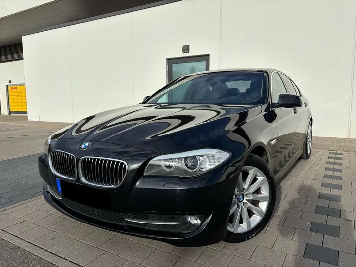 BMW 525