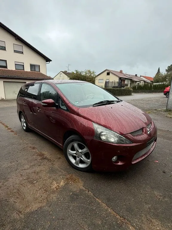Mitsubishi Grandis