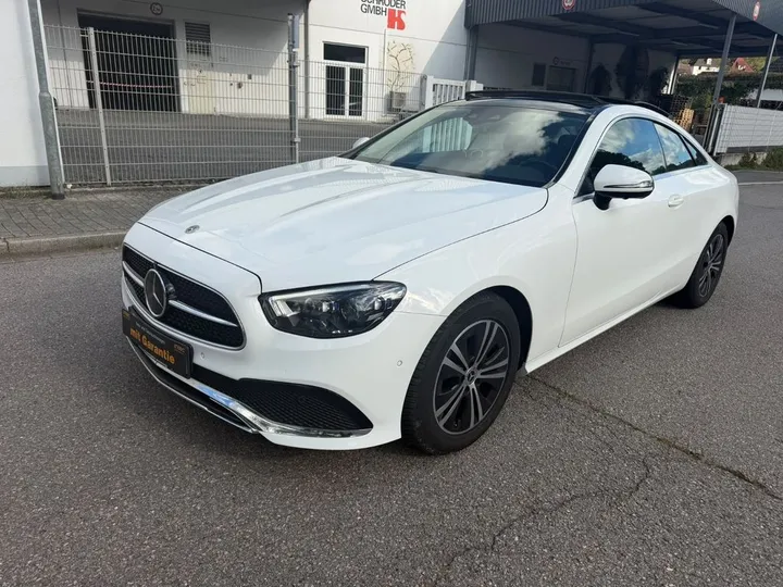 Mercedes-Benz E 220