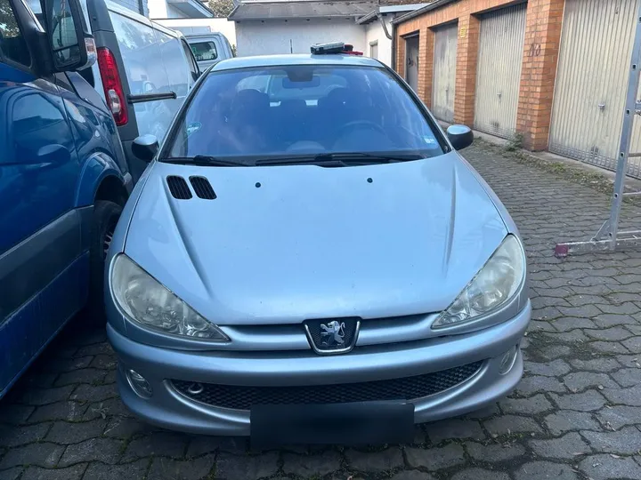 Peugeot 206