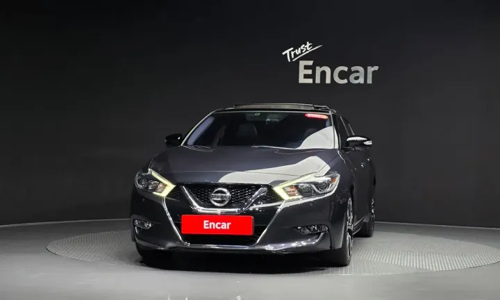 Nissan Maxima