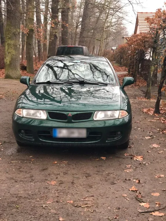 Mitsubishi Carisma