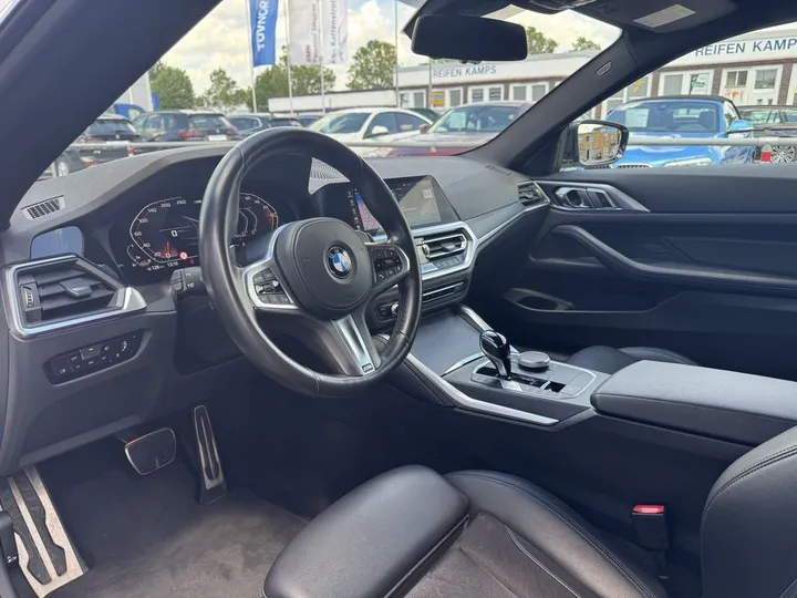 BMW M440