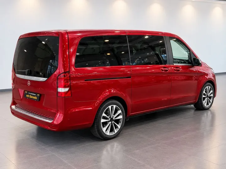 Mercedes-Benz V 250