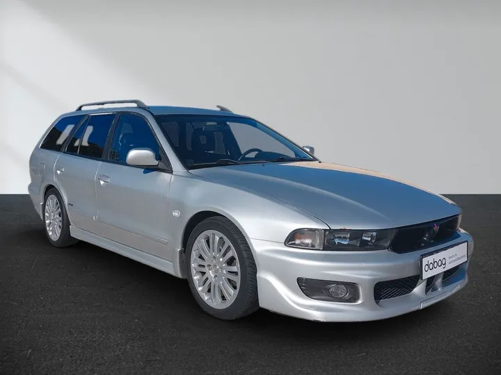 Mitsubishi Galant