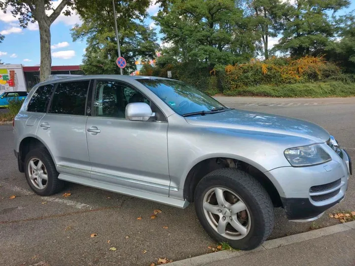 Volkswagen Touareg