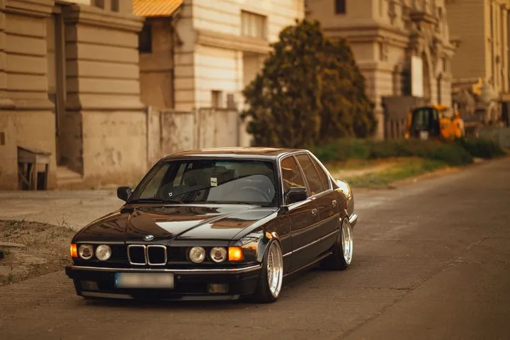 BMW 730