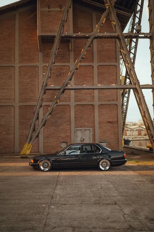 BMW 730