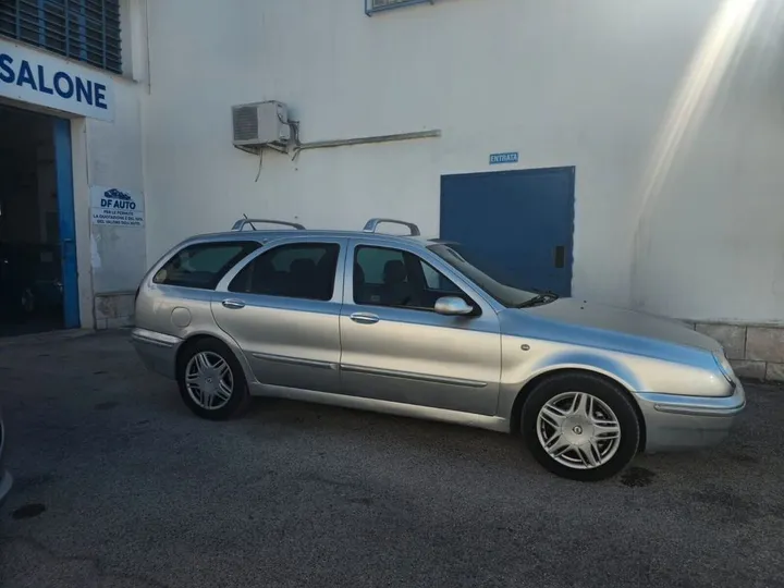 Lancia Lybra