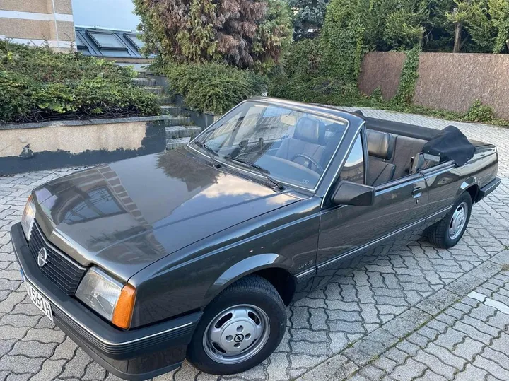 Opel Ascona
