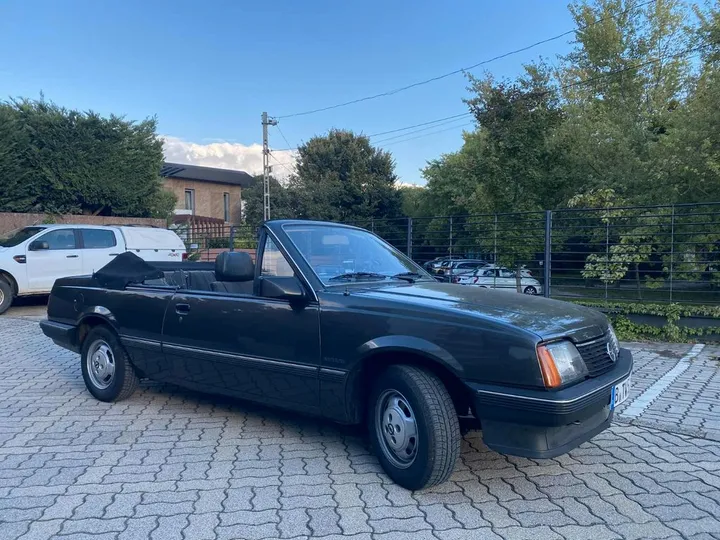 Opel Ascona