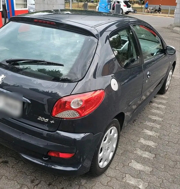 Peugeot 206