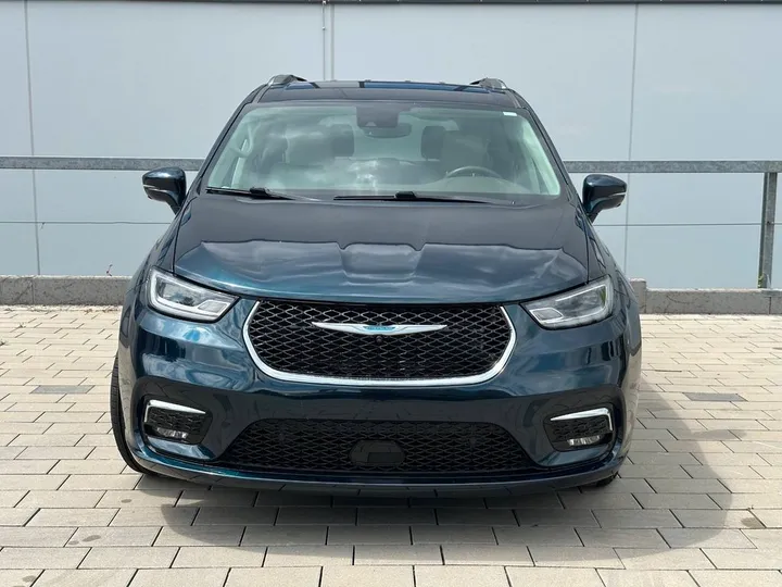 Chrysler Pacifica
