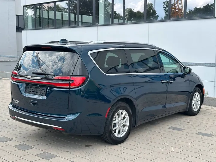 Chrysler Pacifica