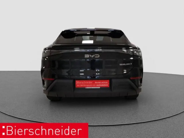 BYD SEALION 7