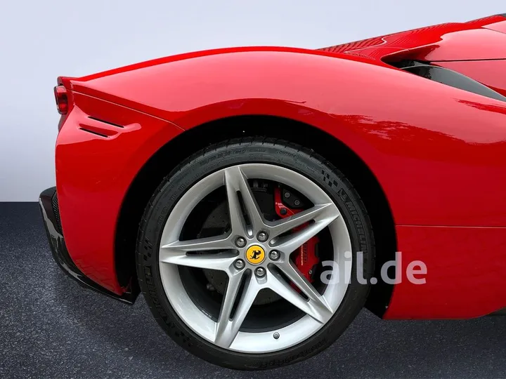 Ferrari SF90