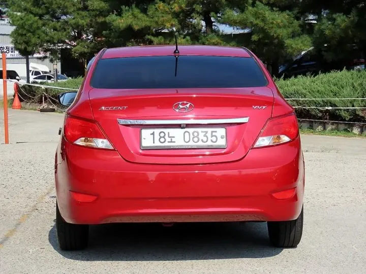 Hyundai Accent