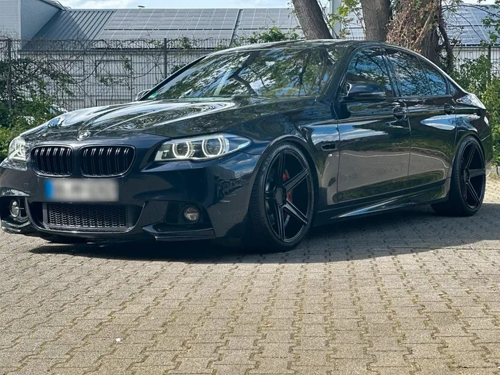 BMW 530