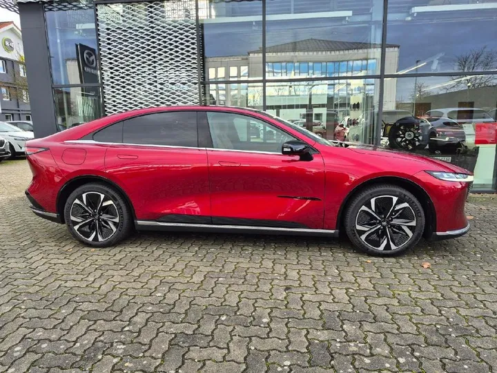 Mazda 6e