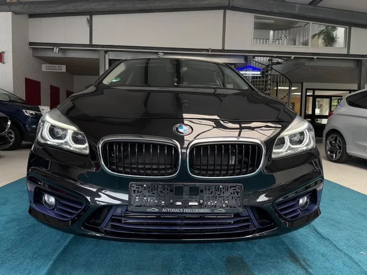 BMW 220