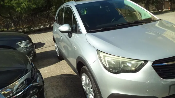 Opel Crossland (X)