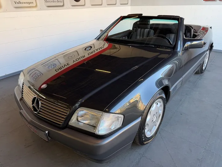 Mercedes-Benz SL 300