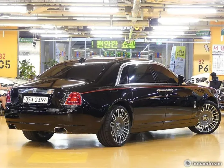 Rolls-Royce Ghost