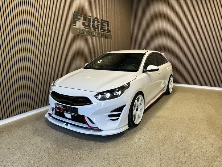 Kia pro cee'd / ProCeed