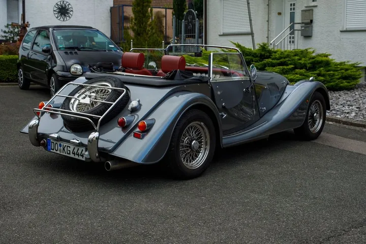 Morgan Plus 4