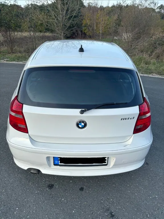 BMW 118