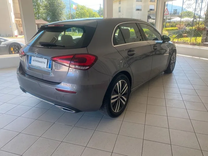 Mercedes-Benz A 160