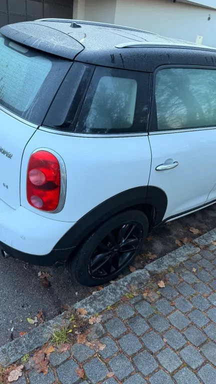 MINI Cooper Countryman