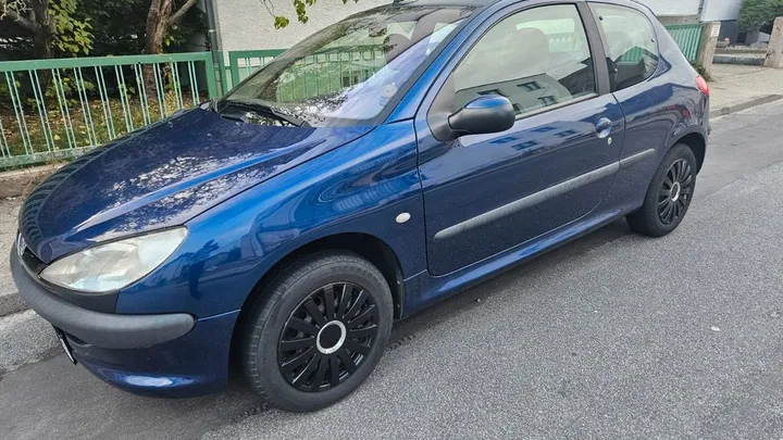 Peugeot 206