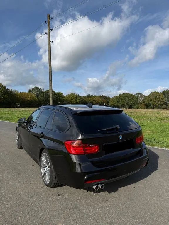 BMW 335