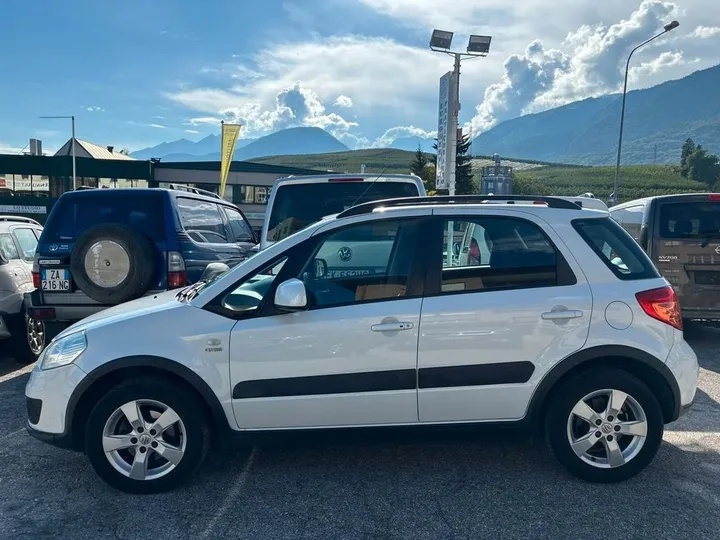Suzuki SX4