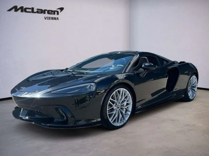 McLaren GTS