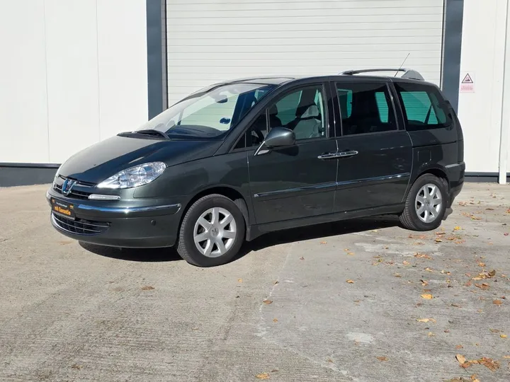 Peugeot 807