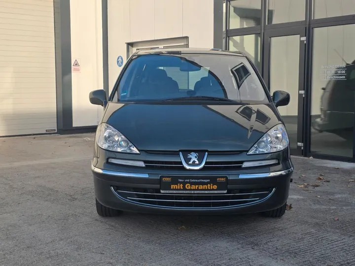 Peugeot 807