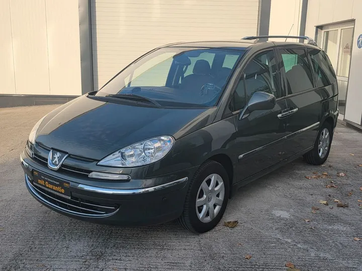 Peugeot 807