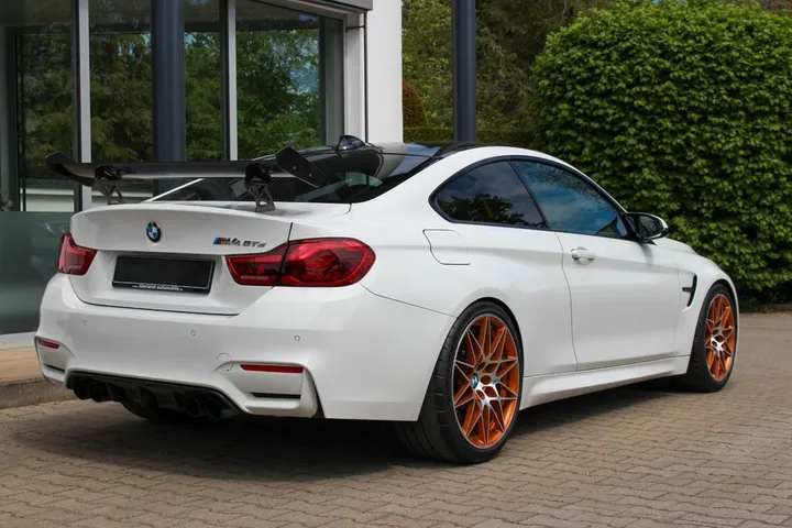 BMW M4