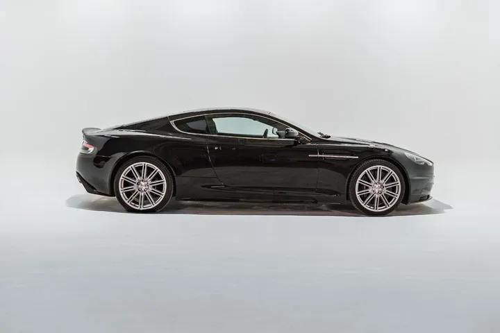 Aston Martin DBS