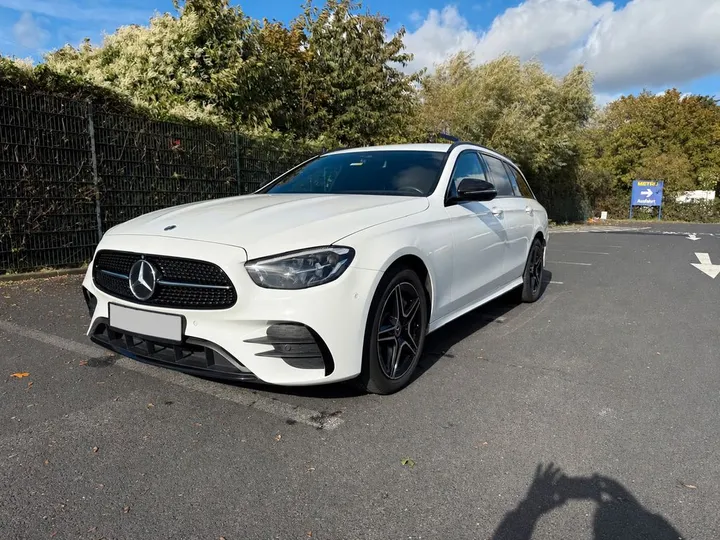 Mercedes-Benz E 300
