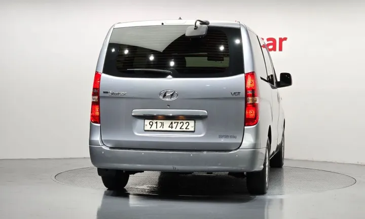 Hyundai Starex