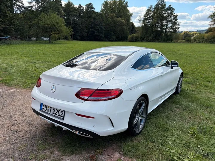 Mercedes-Benz C 200