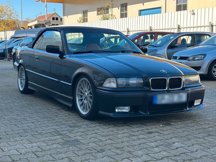BMW 325