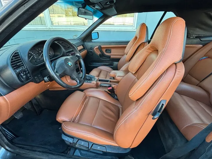 BMW 325